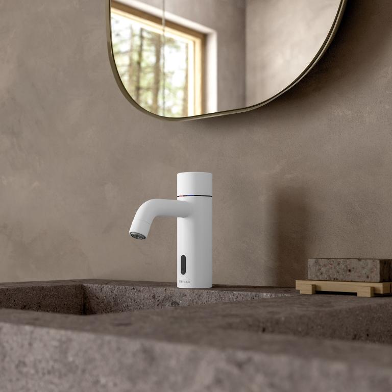 Silhouet touchless servantkran, bilde 3 av 4